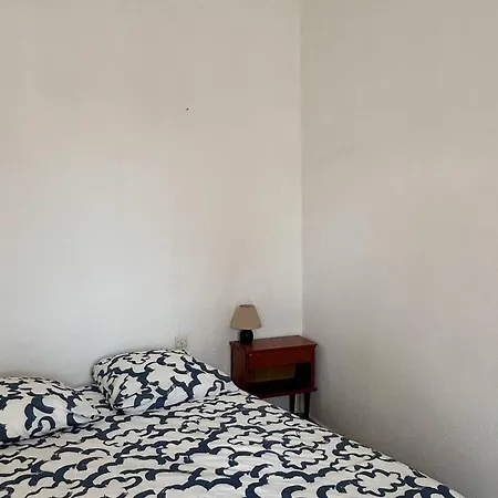 Maison Cosy A 100m De La Avec Terrasse Et Jardin - - Fr-1-529-284