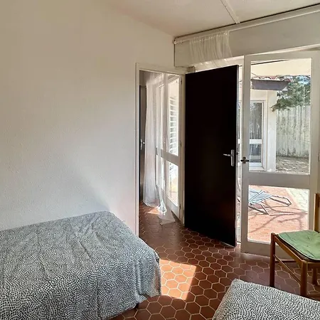 Maison Cosy A 100m De La Avec Terrasse Et Jardin - - Fr-1-529-284 Feriehus Torreilles