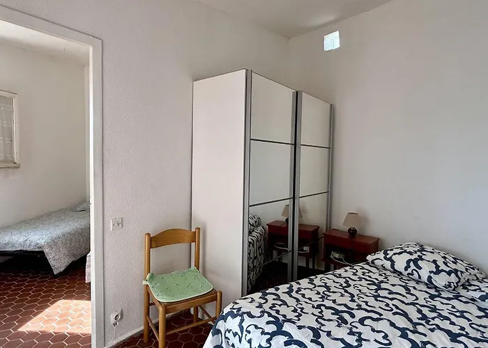 Casa de Férias Maison Cosy à 100m De La Avec Terrasse Et Jardin - - Fr-1-529-284