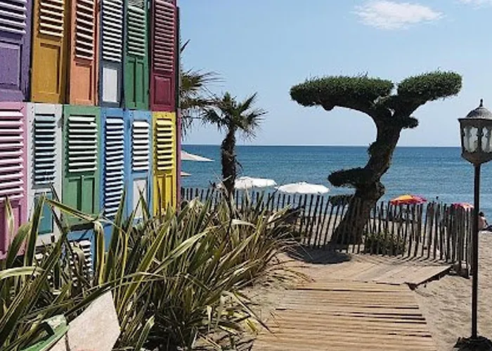 Casa de Férias Maison Cosy à 100m De La Avec Terrasse Et Jardin - - Fr-1-529-284 *